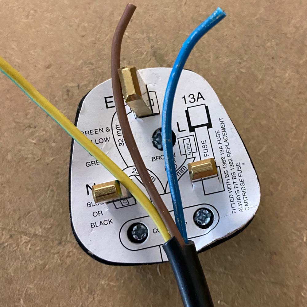 wiring a plug