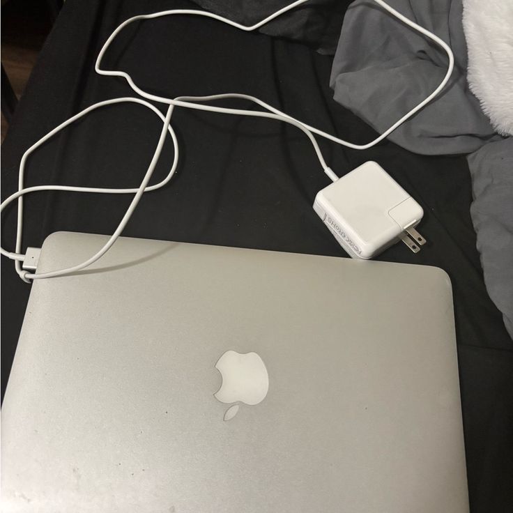 Apple charger